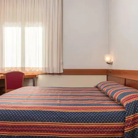 Hotel Ognina Aeroporto di Catania Fontana Rossa