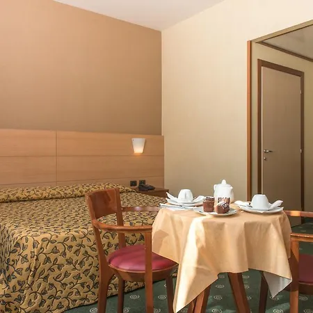 Hotel Ognina Aeroporto di Catania Fontana Rossa