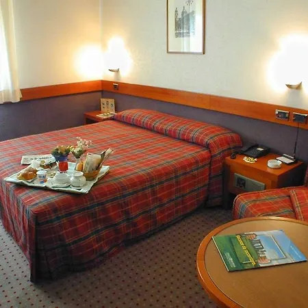 Hotel Ognina Aeroporto di Catania Fontana Rossa