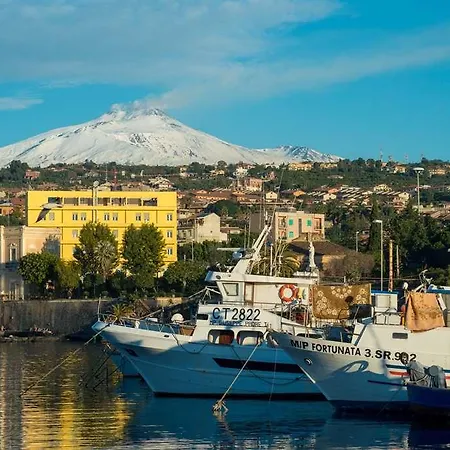 Ognina Hotel Aeroporto di Catania Fontana Rossa