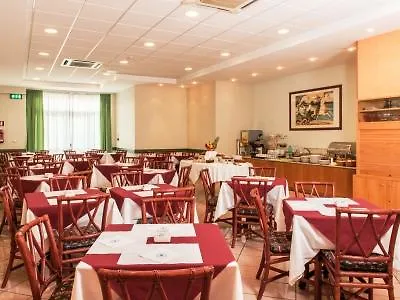 Hotel Ognina 3*
